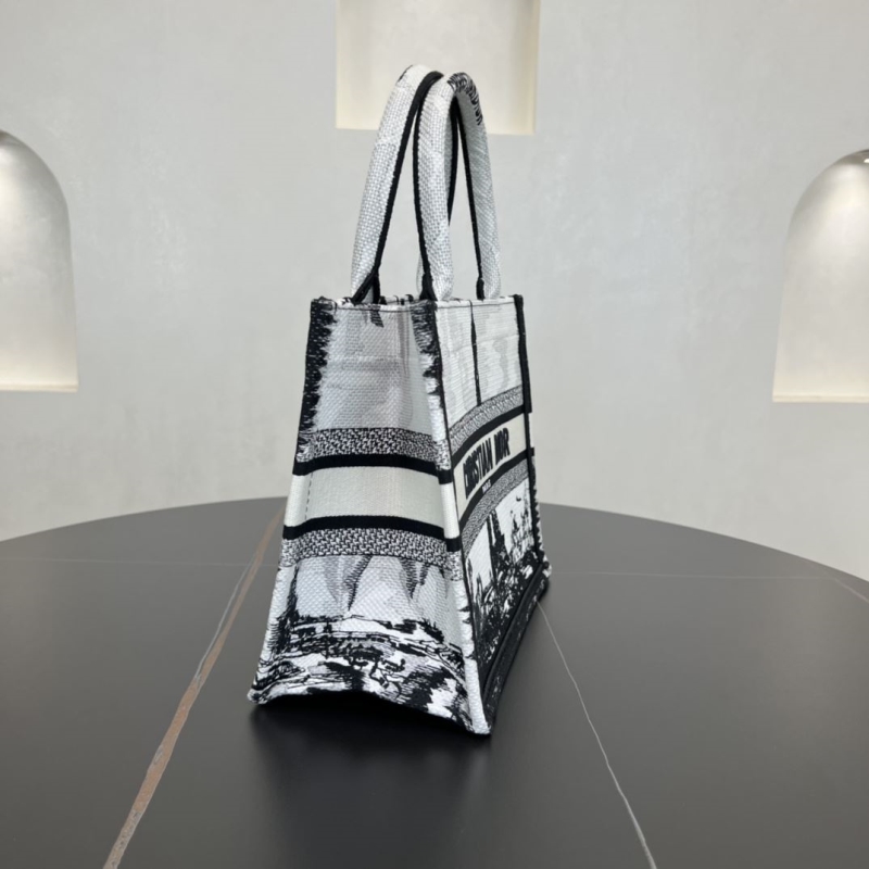 Dior Shopping Bags